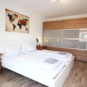 Homie Zell - Mit Privatparkplatz Apartment